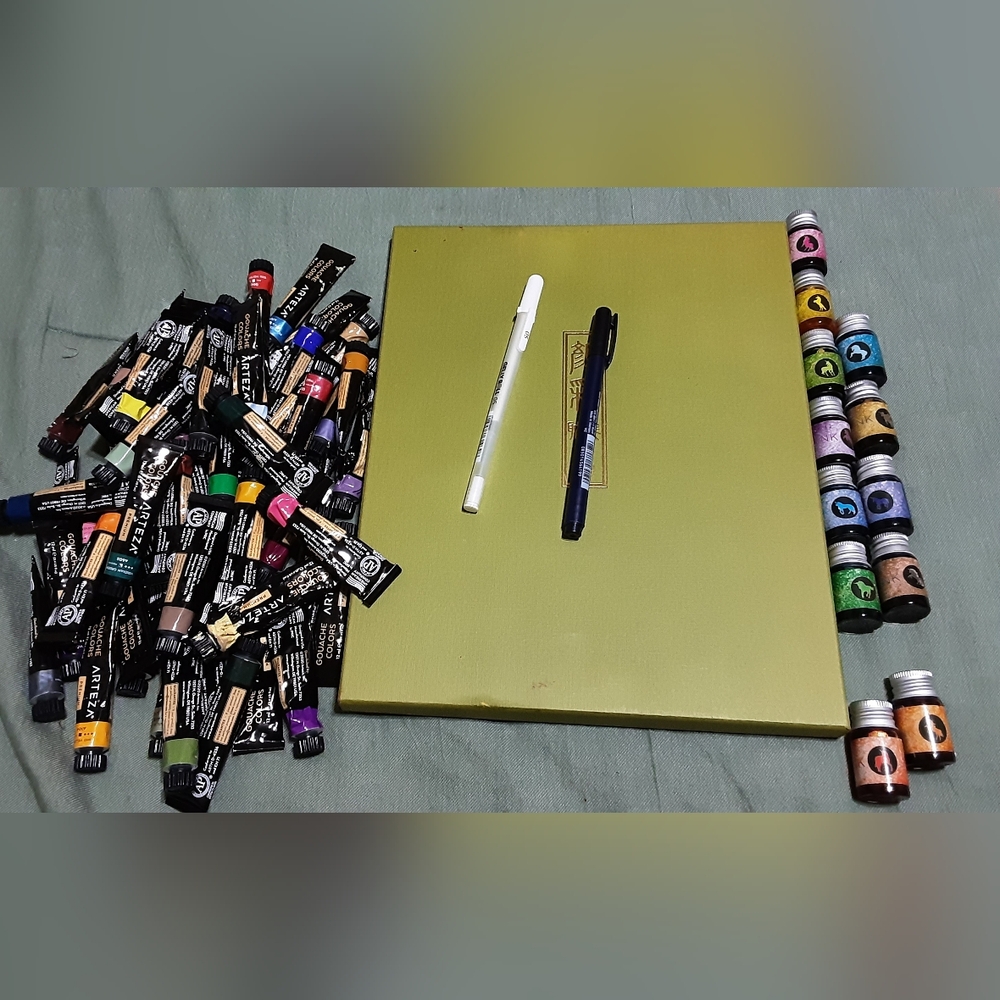 Kuretake Gansai Tambi watercolor set, arteza gouache tombow pen white jelly roll